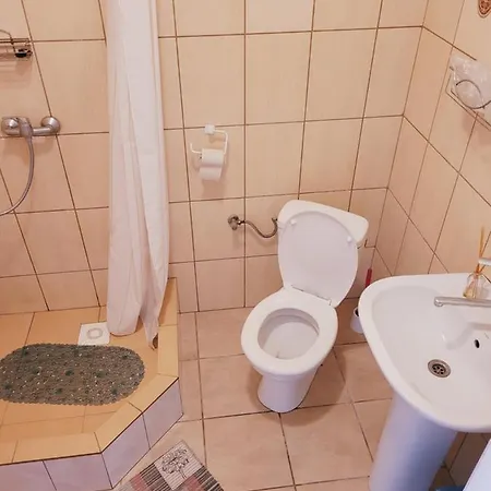 Delmajk - Pokoje Pracownicze Mała Nieszawka Exteriér fotografie