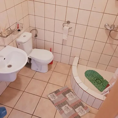 Delmajk - Pokoje Pracownicze Mała Nieszawka Exteriér fotografie
